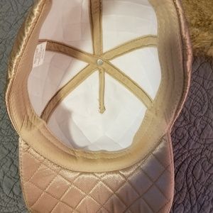 Unknown Accessories - NWOT Gold Baseball Cap Unknown Accessories - NWOT Gold Baseball Cap
